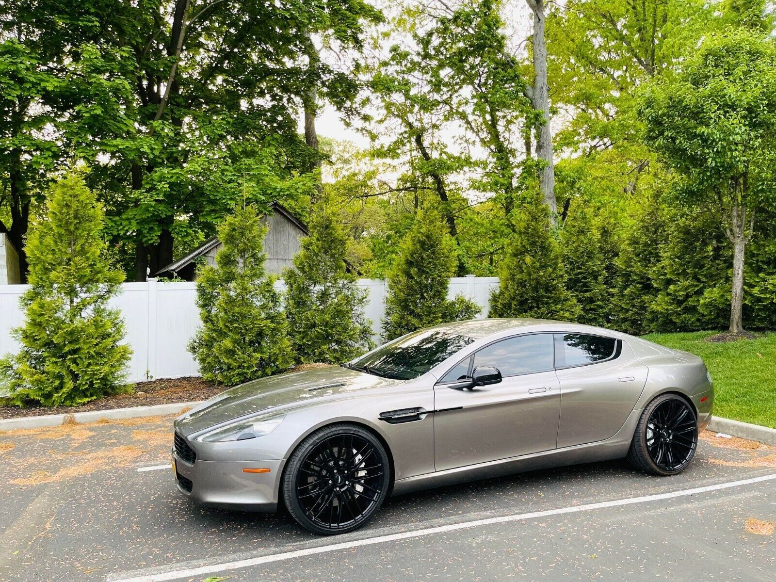 Aston Martin Rapide