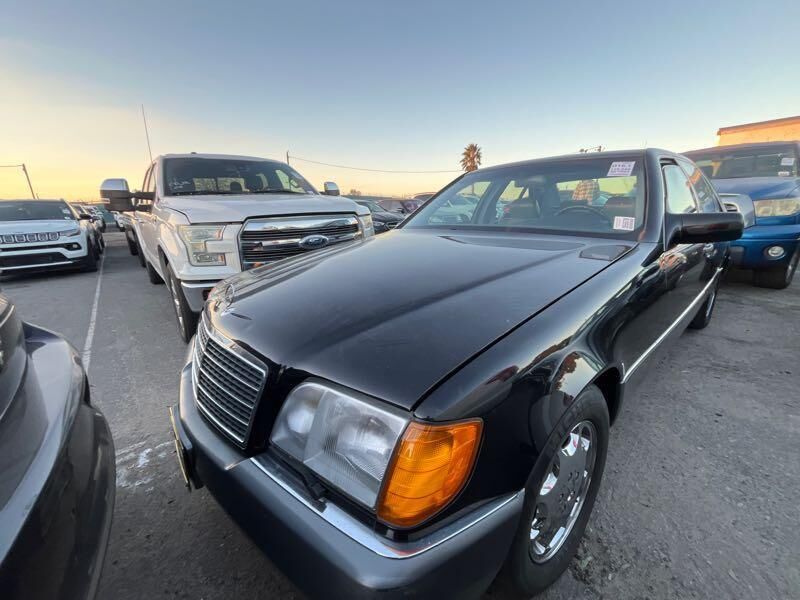 Mercedes-Benz 400
