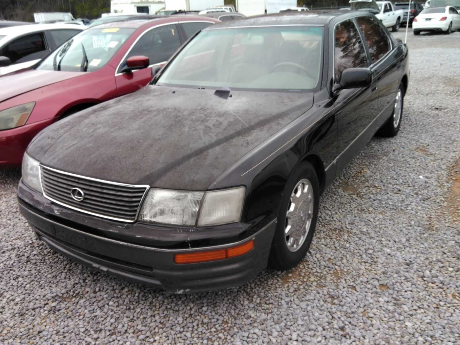 Lexus LS