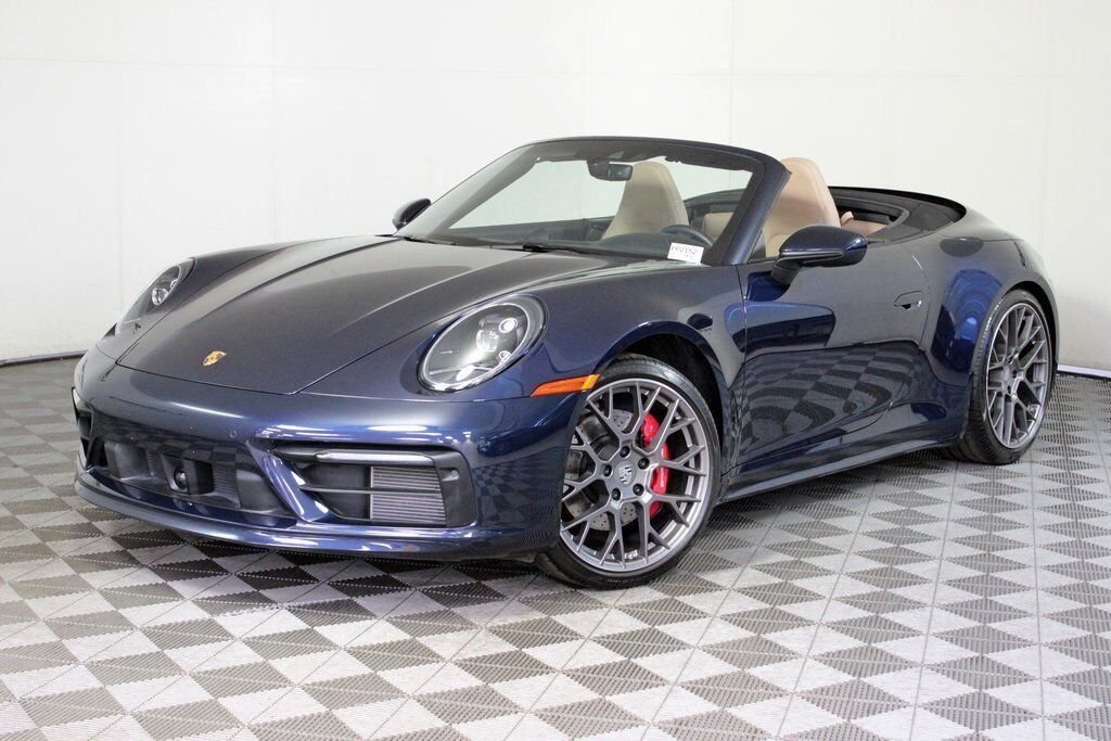 PORSCHE