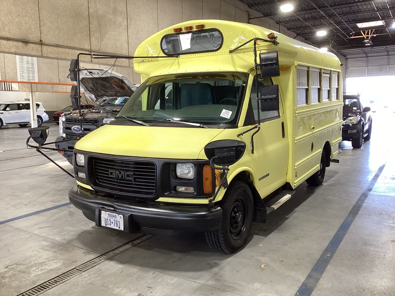 GMC Savana