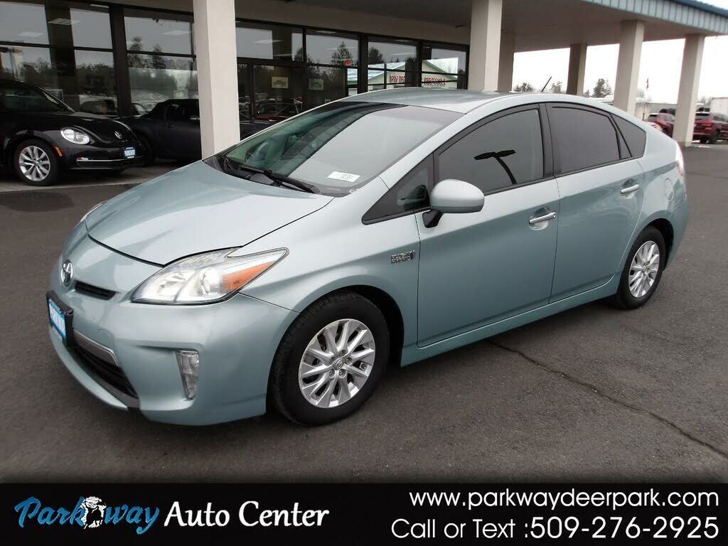 2014 TOYOTA Prius
