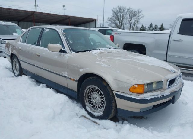 BMW 740i