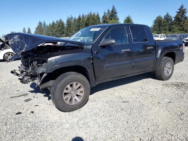 Mitsubishi Raider