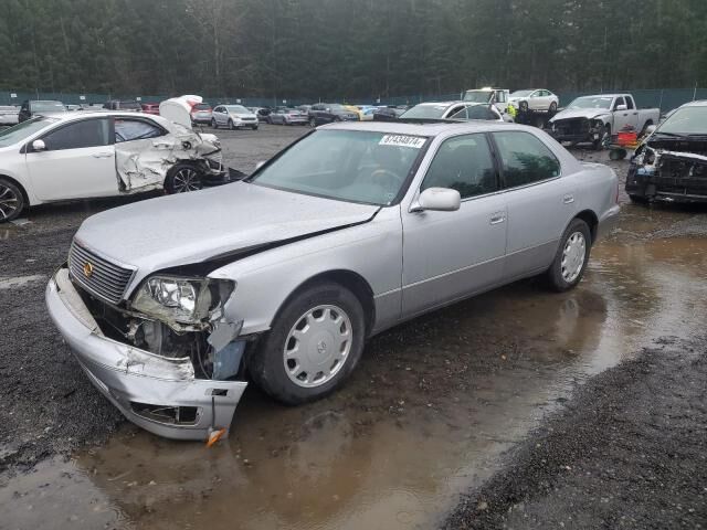 Lexus LS