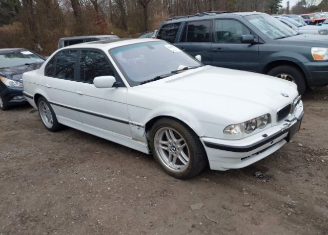 BMW 740i