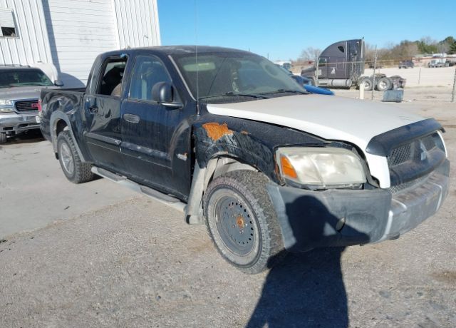 Mitsubishi Raider
