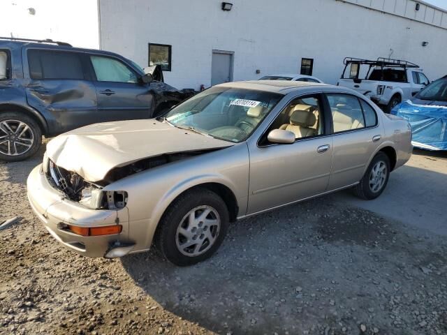 Nissan Maxima