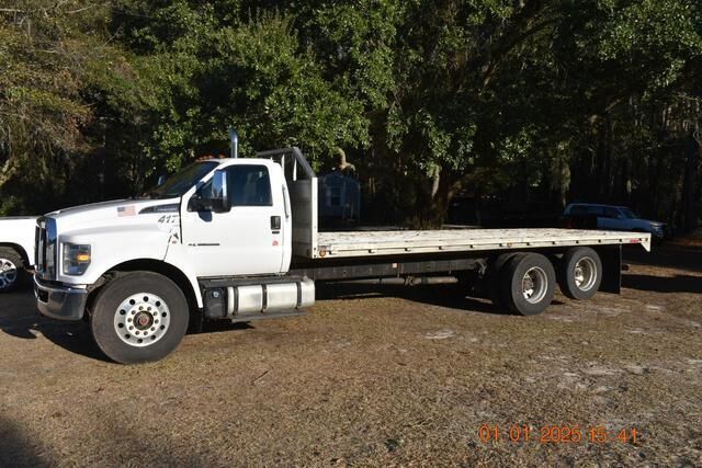 Ford F-750