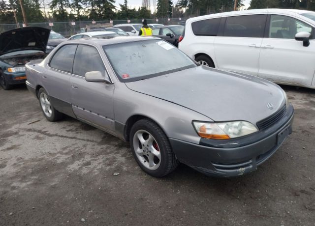 Lexus ES