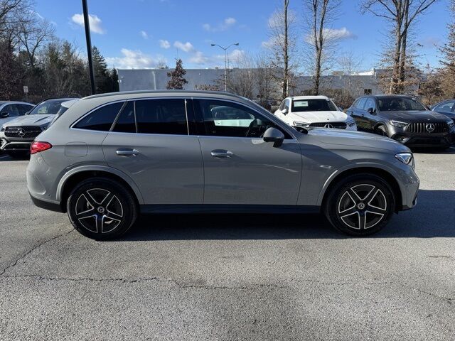 2025 Mercedes-Benz GLC-Class