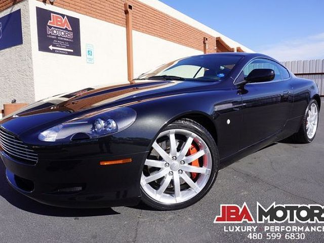 Aston Martin DB9