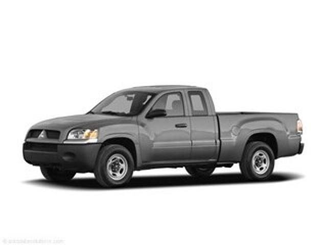 Mitsubishi Raider