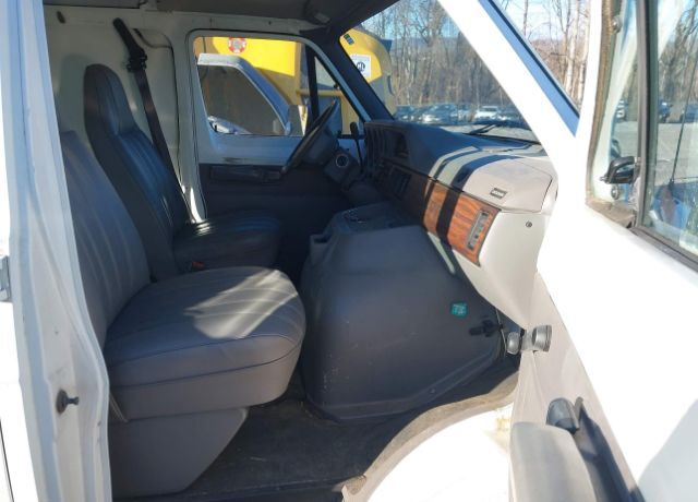 Dodge Ram Van