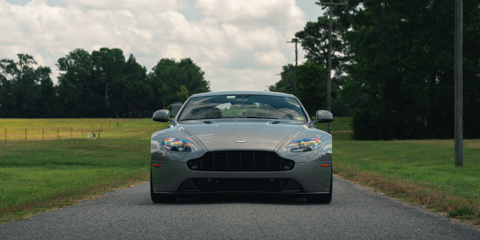 Aston Martin V8 Vantage