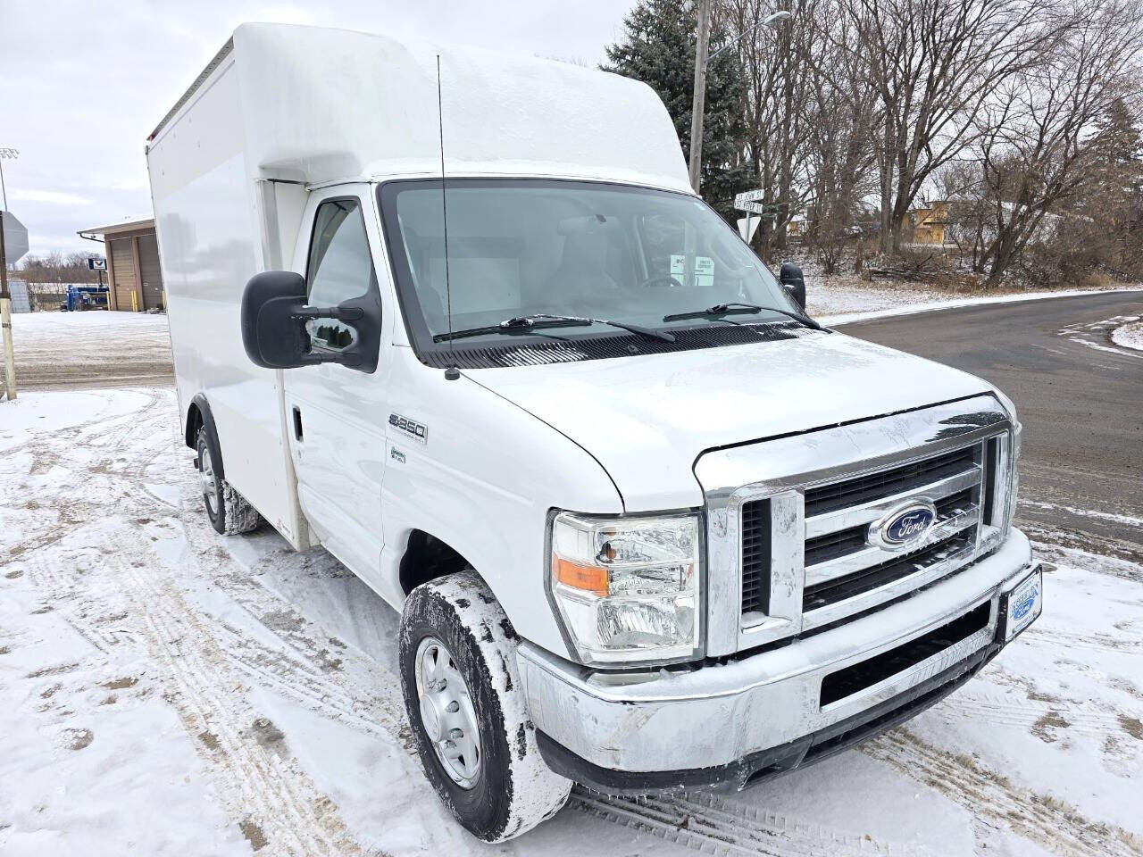 2015 FORD E-350