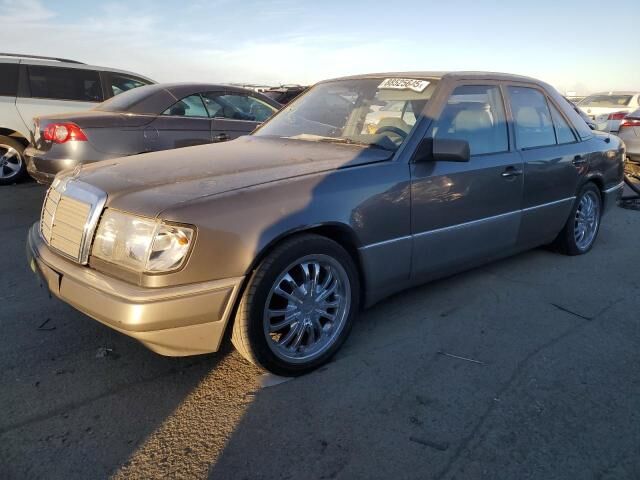 Mercedes-Benz 300