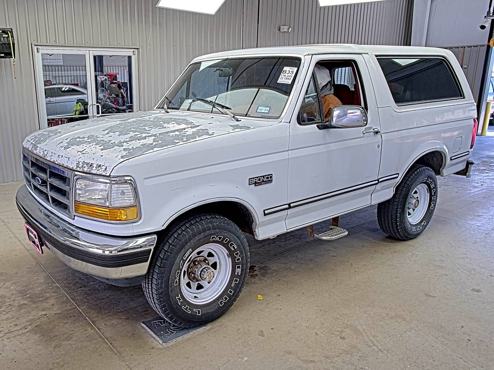 Ford Bronco