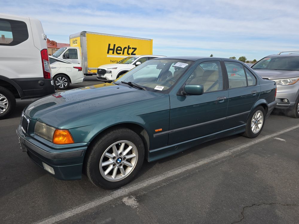 BMW 328i