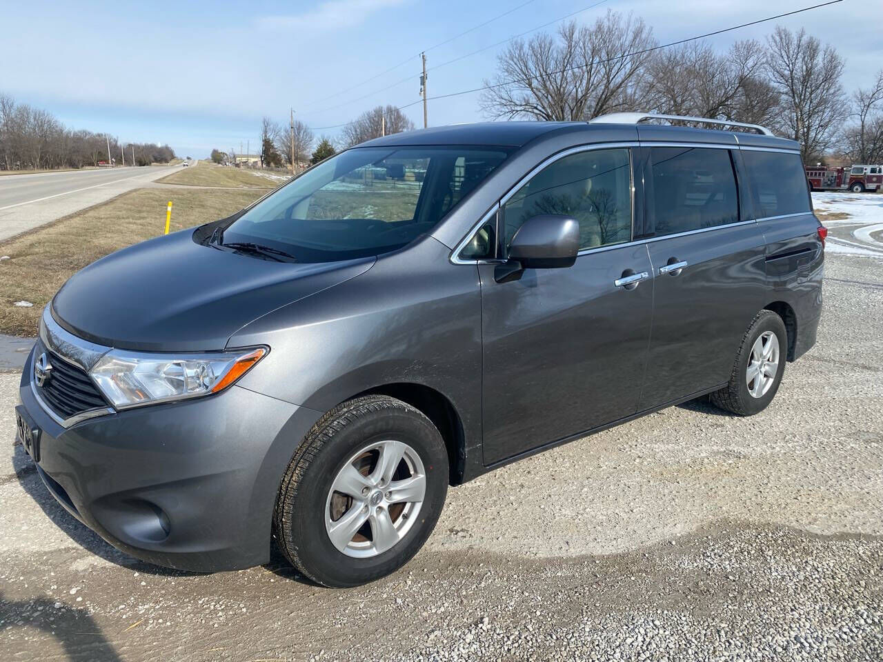 2017 NISSAN Quest