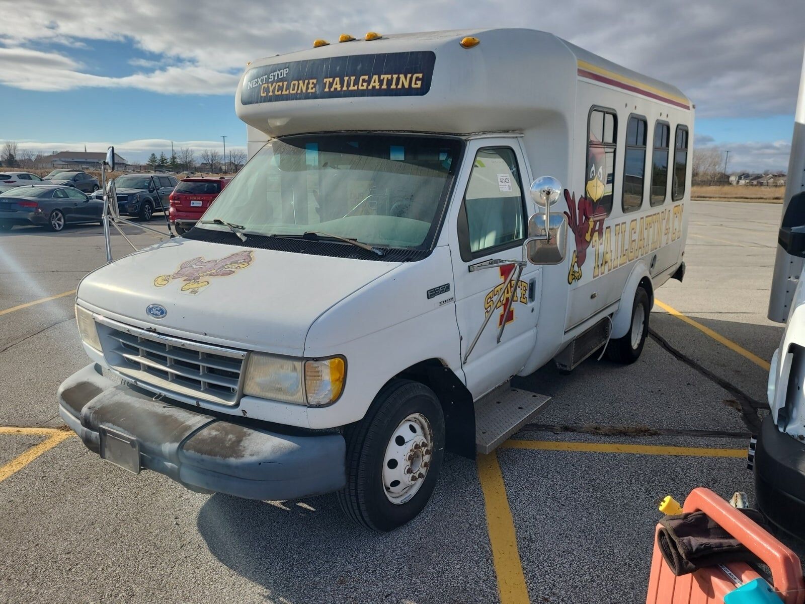 Ford E-350