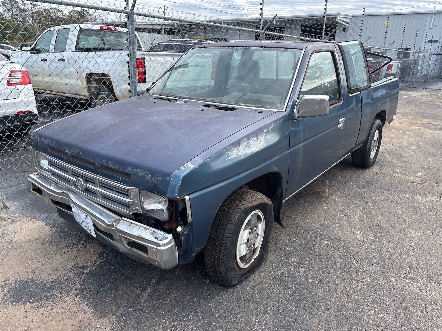 Nissan Pickup