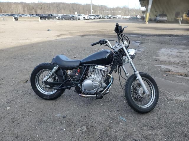 2006 SUZUKI GZ250 - License Plate