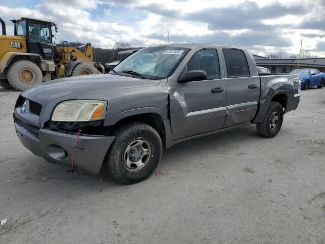 Mitsubishi Raider