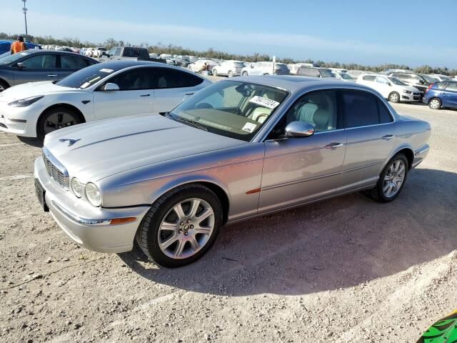 Jaguar Vanden Plas