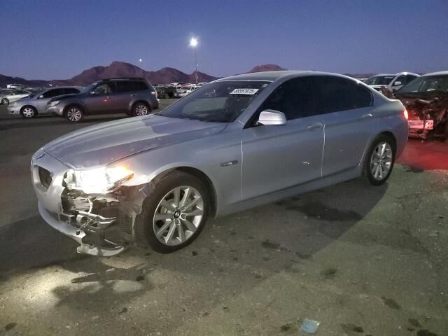 BMW 528i