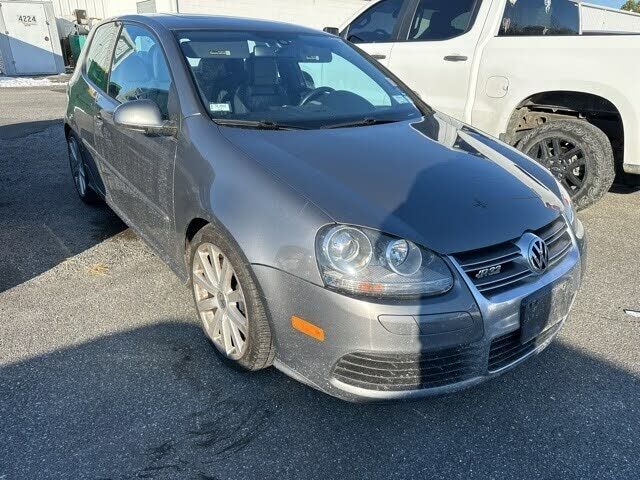 Volkswagen R32