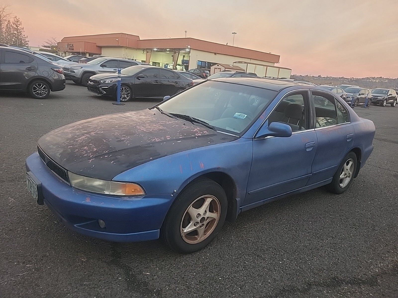 Mitsubishi Galant