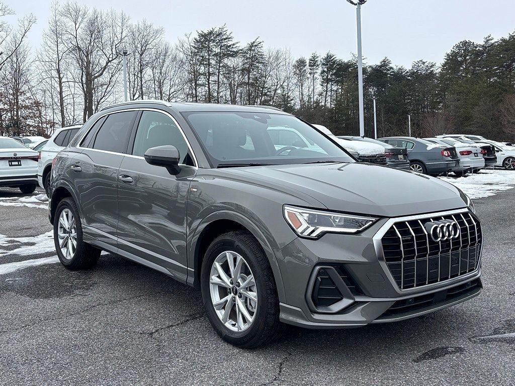 2023 AUDI Q3