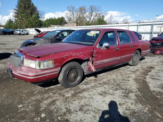 Lincoln Town Car