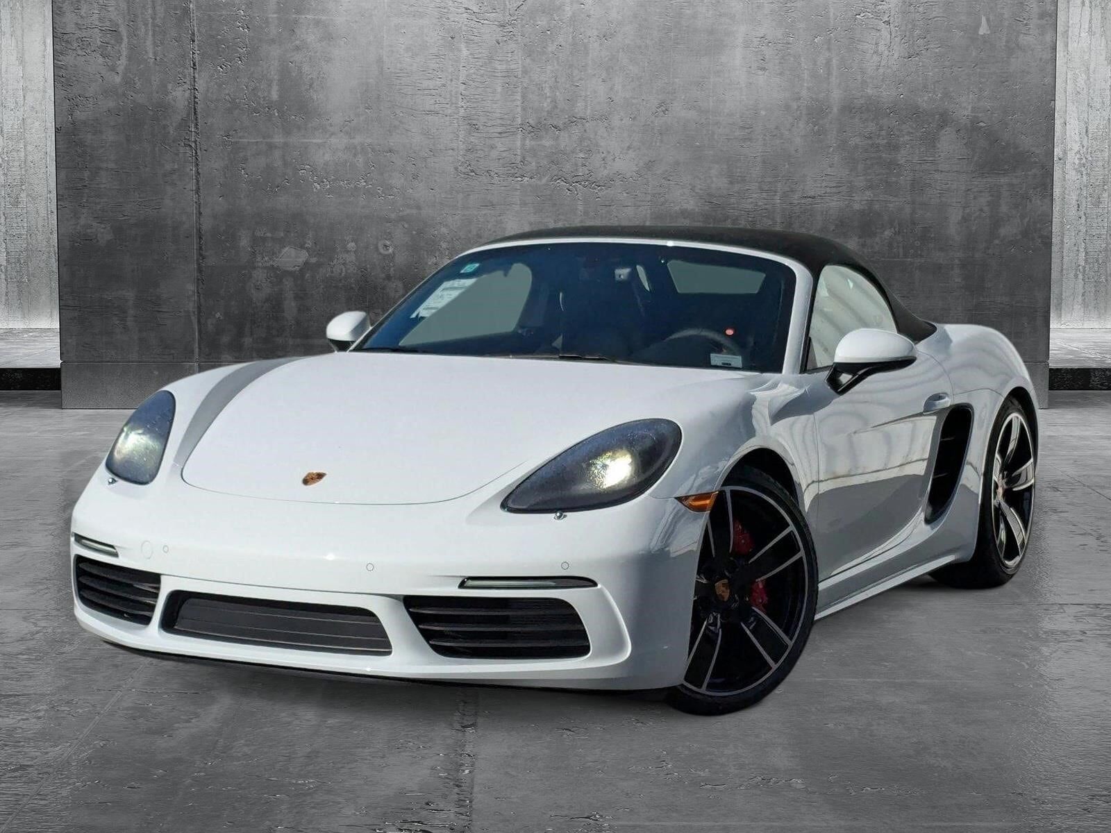 2025 PORSCHE 718