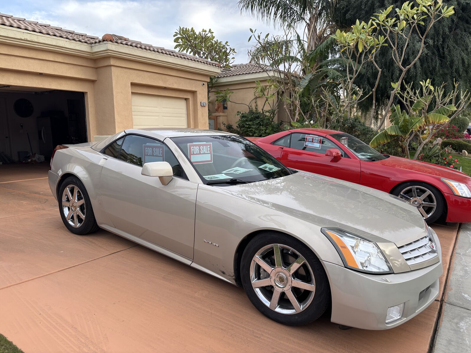 Cadillac XLR