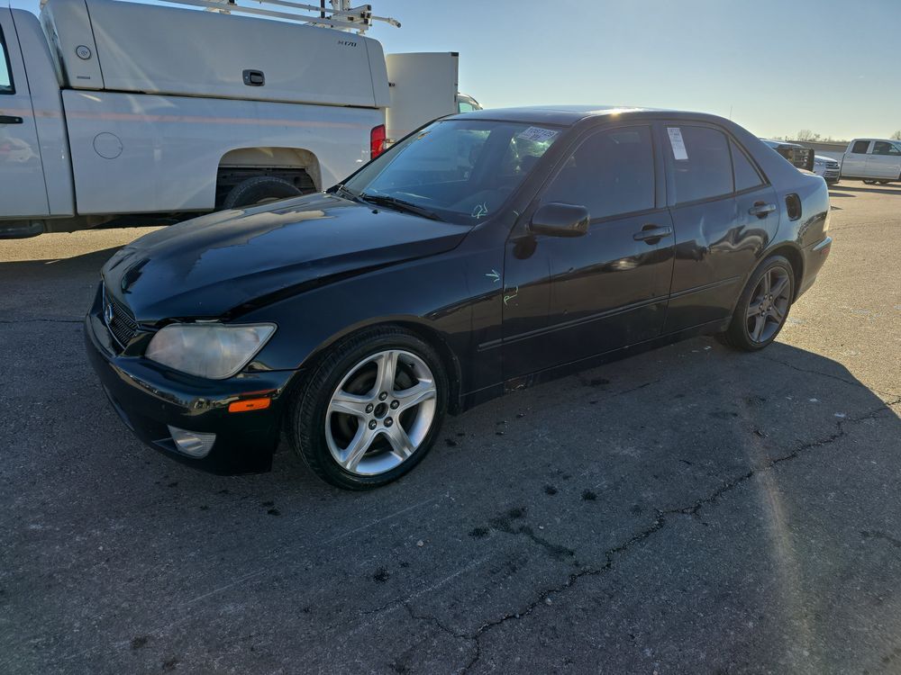 Lexus IS