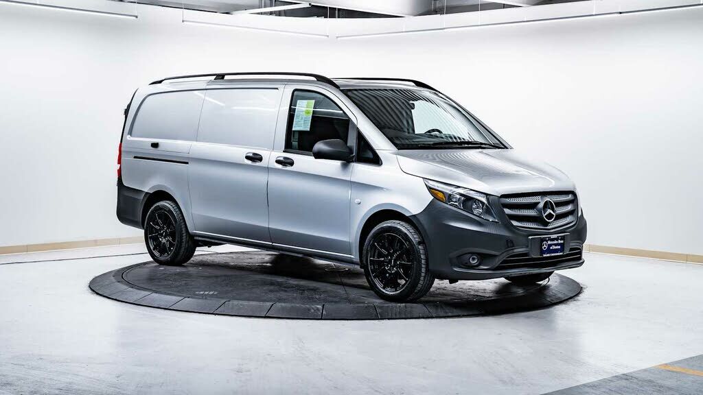 Mercedes-Benz METRIS