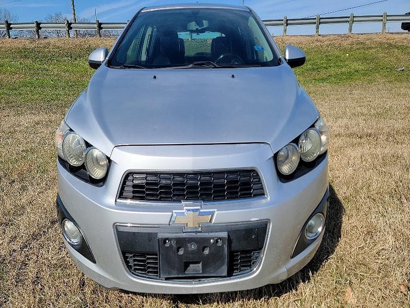 2015 CHEVROLET Sonic