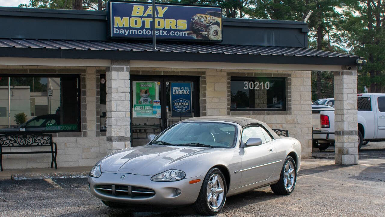 Jaguar XK8