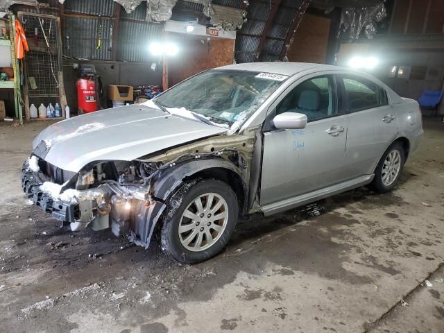 Mitsubishi Galant