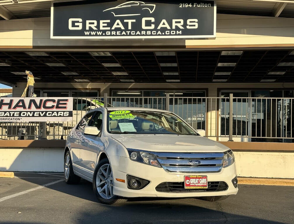 2012 FORD Fusion