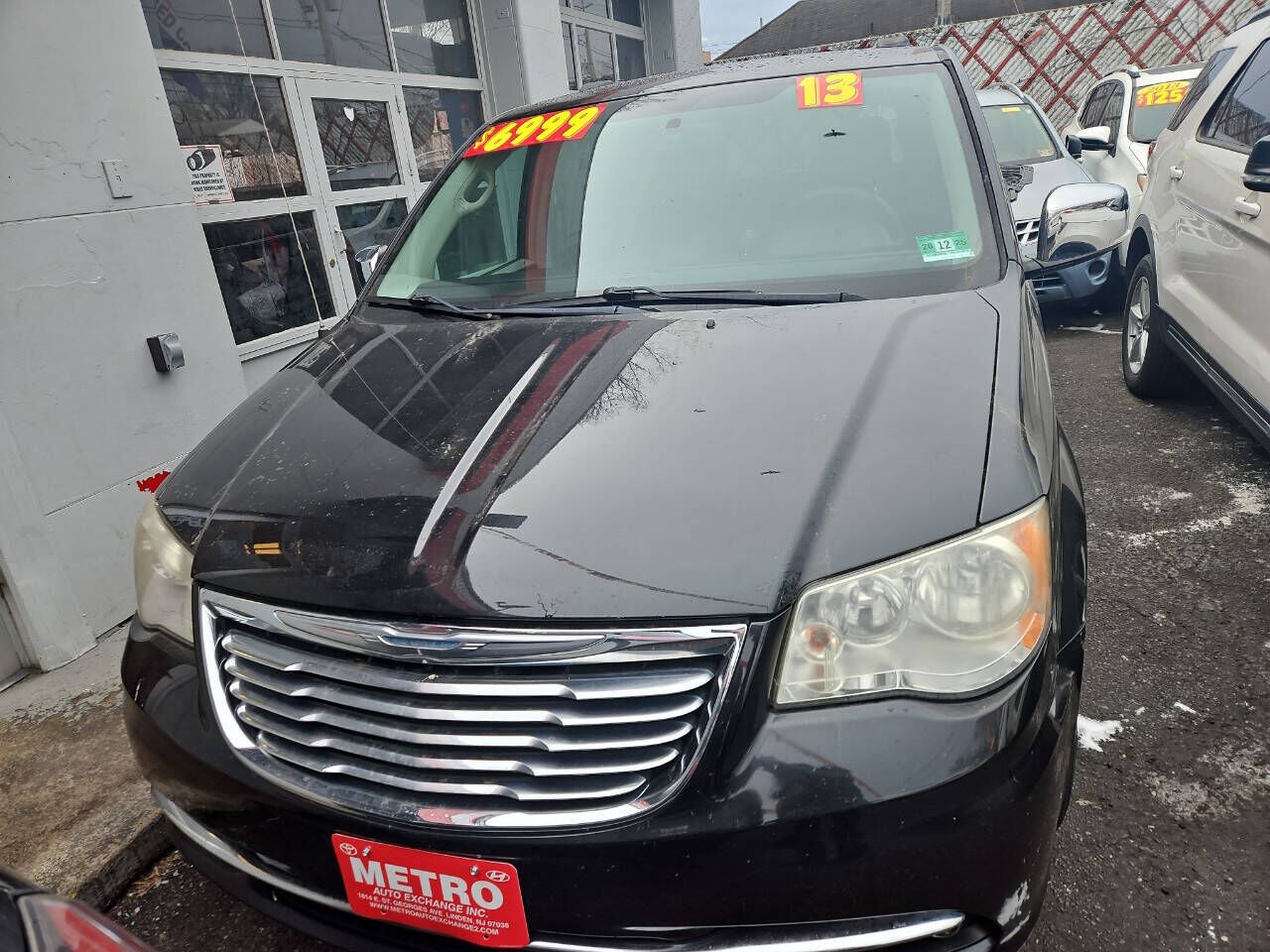 2013 CHRYSLER Town and Country