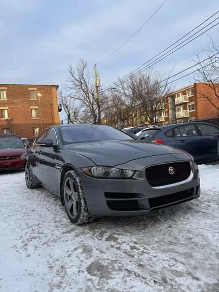 Jaguar XE