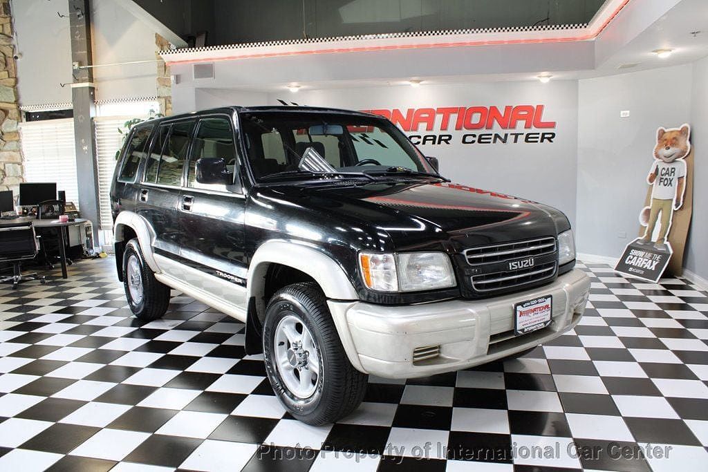 Isuzu Trooper