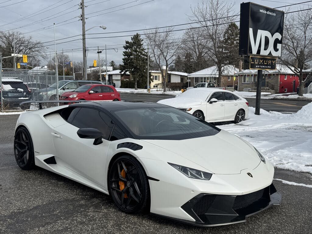 LAMBORGHINI