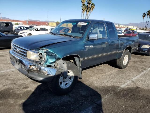 Toyota T100
