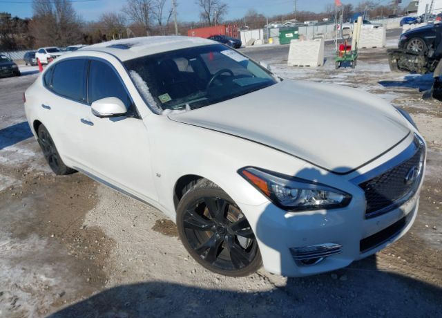 Infiniti Q70L