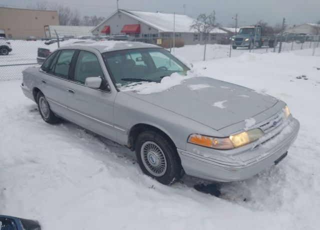 Ford Crown Victoria
