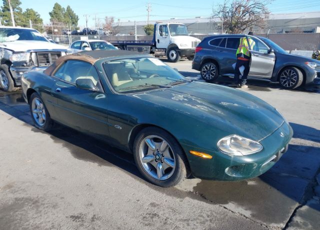Jaguar XK8
